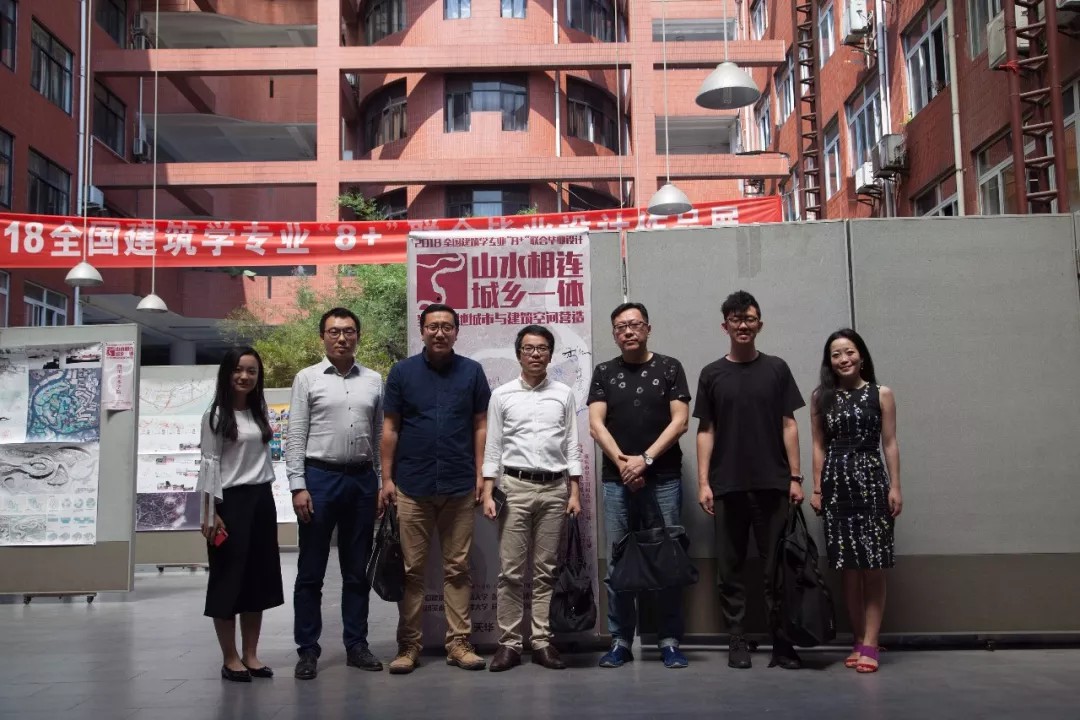 银娱优越会企业导师团合影